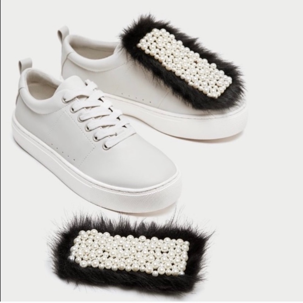 ZARA white/off white Sneakers with pearls & fur
